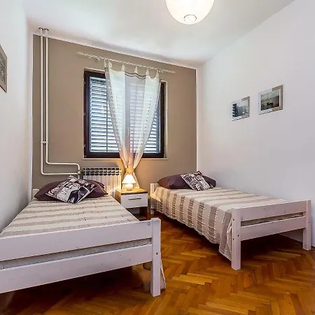Sandri House